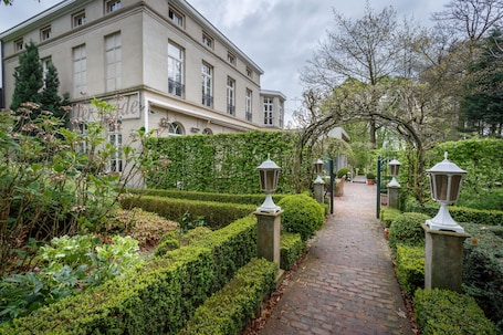 Garden. Hostellerie Ter Heide