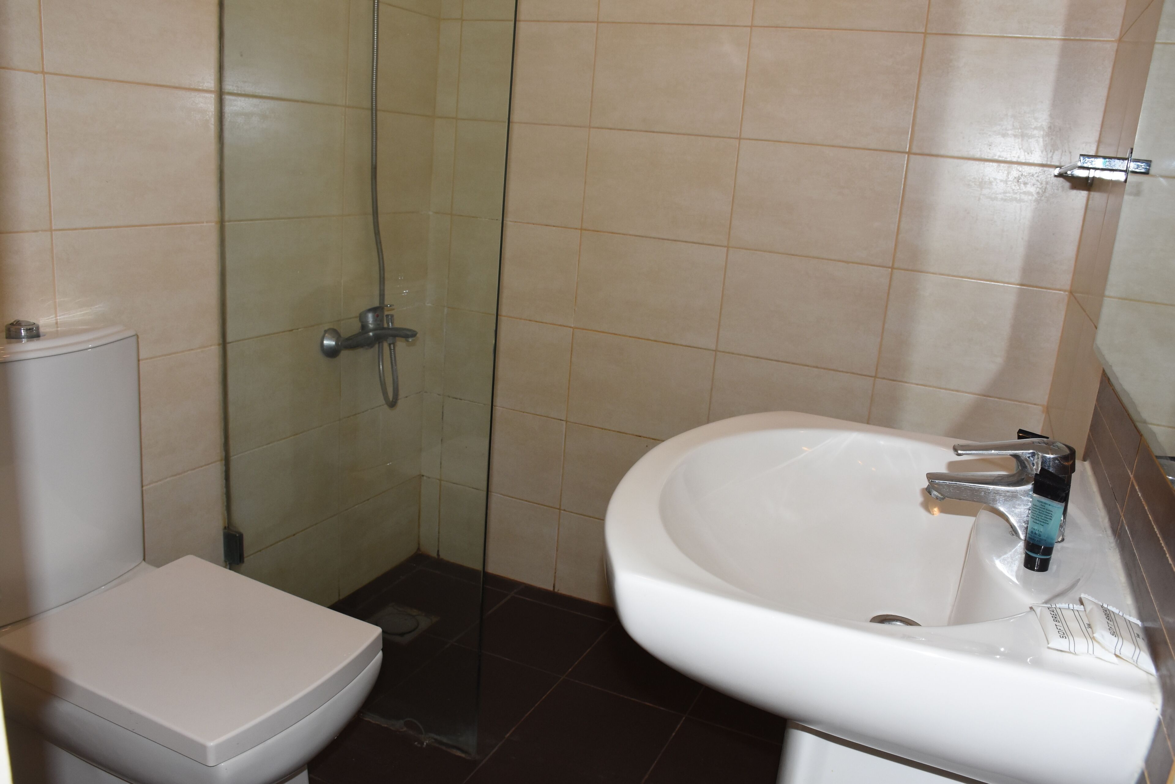 Photo - Le Marly Hotel