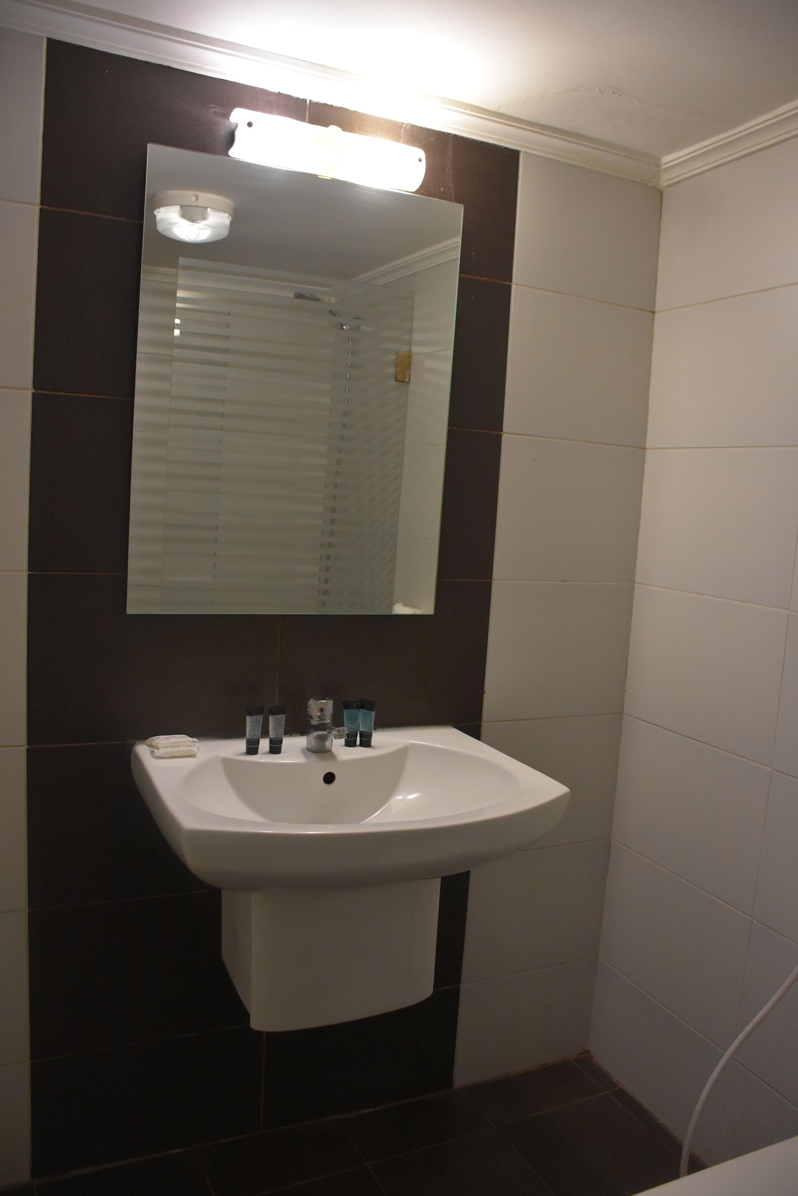 Photo - Le Marly Hotel