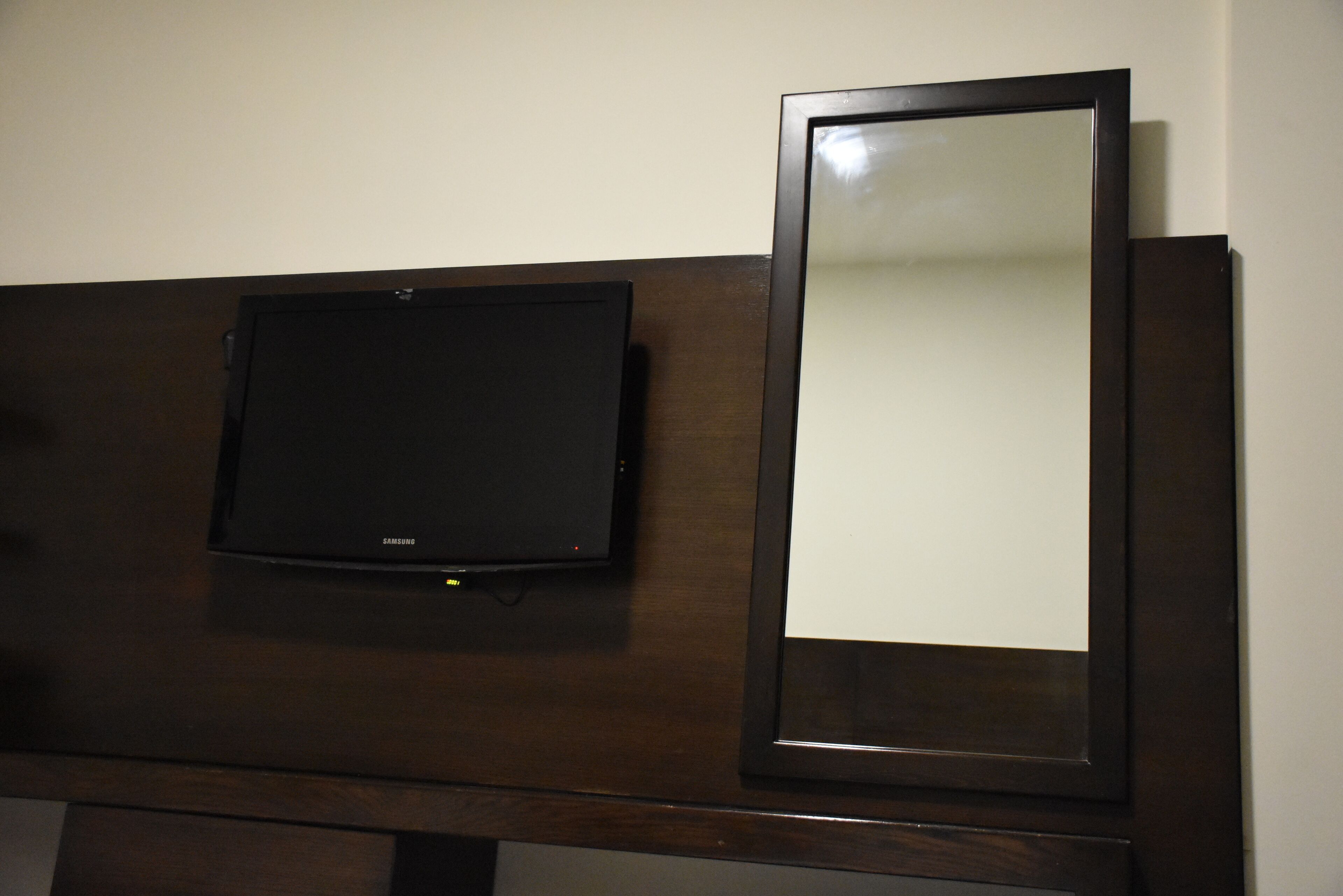 Photo - Le Marly Hotel