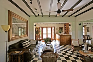 Lobby sitting area - Rincón del Socorro (Mercedes)