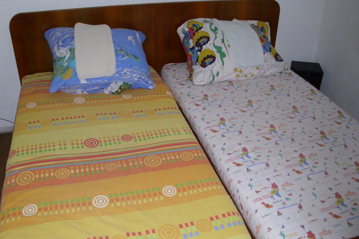 Kahden hengen huone | Pillowtop-patjalliset sängyt, Wi-Fi