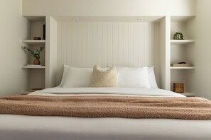 House | Premium bedding, pillowtop beds, blackout drapes, iron/ironing board - Hermitage Lodge (Pokolbin)