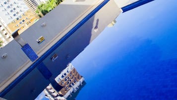 Piscina externa