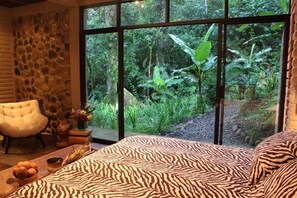 1 bedroom, Egyptian cotton sheets, premium bedding, in-room safe - Hamadryade Lodge (Misahualli)