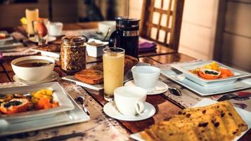 Desayuno continental incluido todos los días