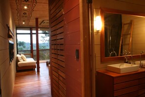 Regadera, regadera tipo lluvia, amenidades de baño gratuitas