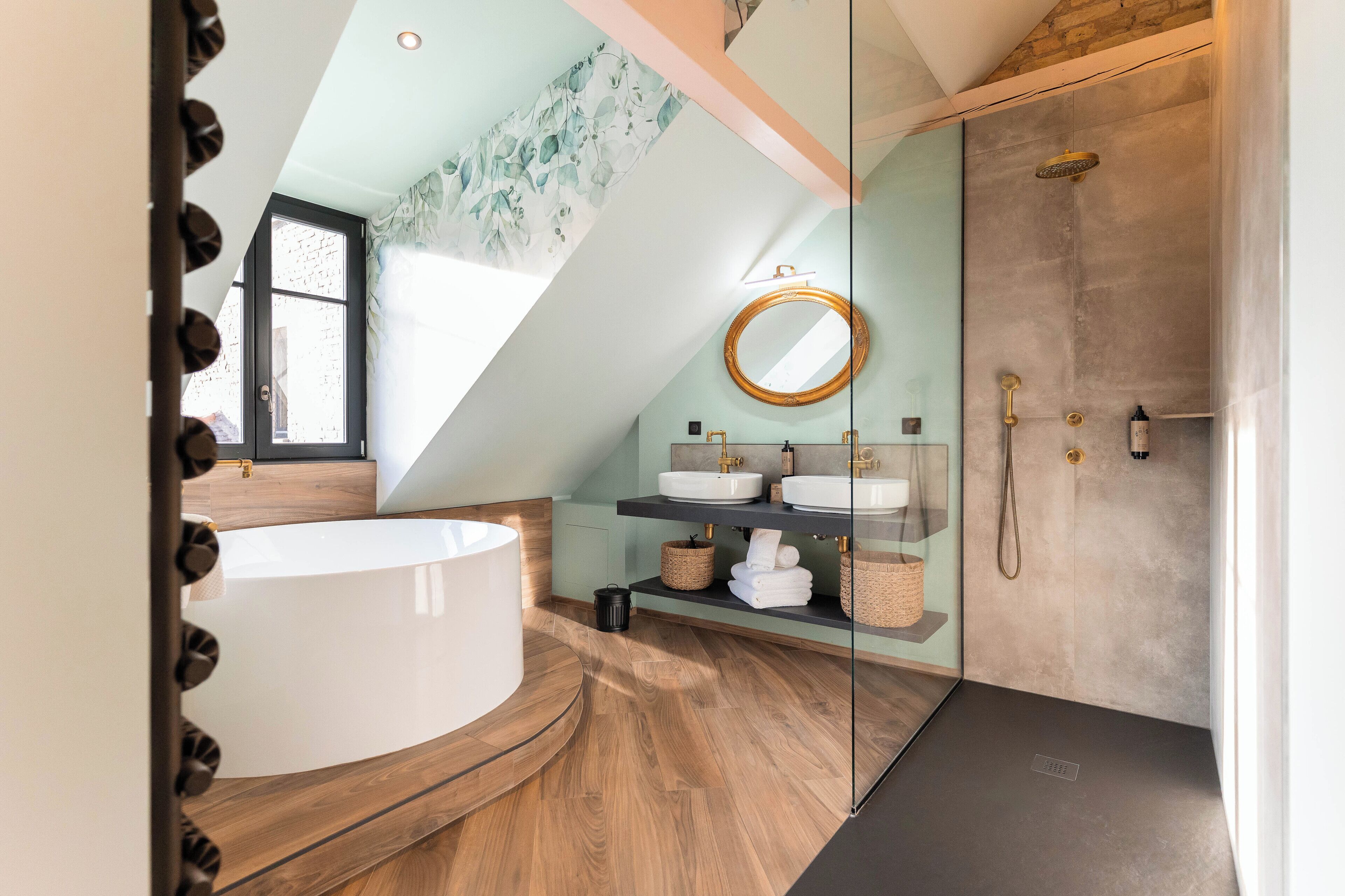Deluxe Room (La Suite du Mühlgiessen SPA) | Bathroom
