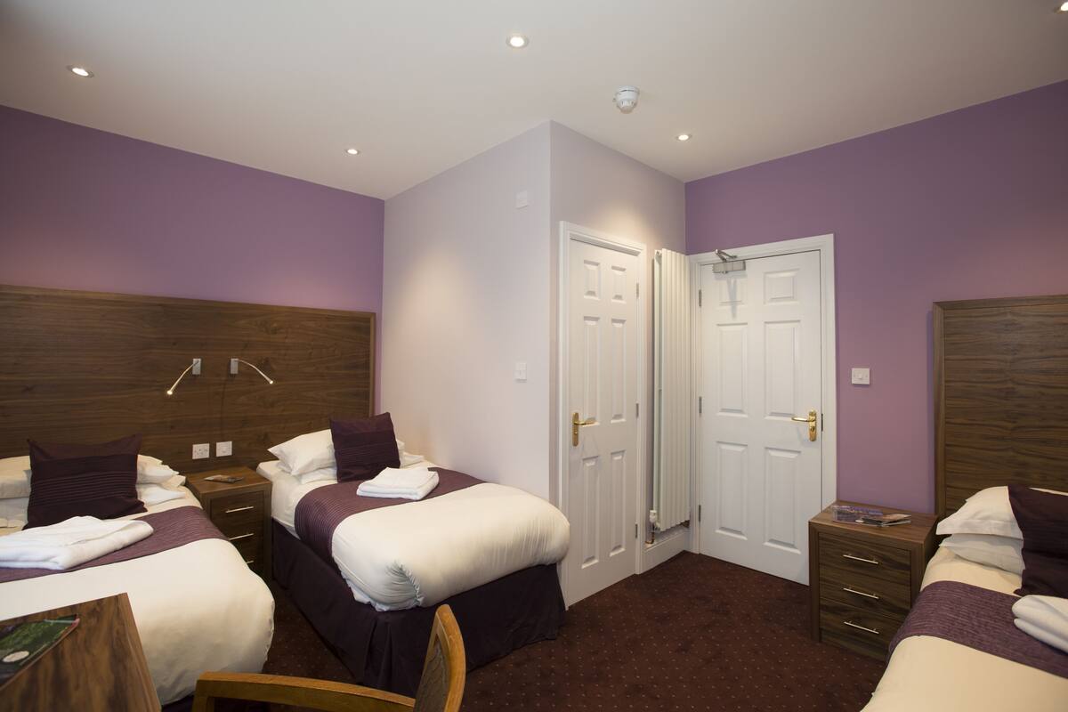 Free WiFi, individually decorated, individually furnished, bed sheets