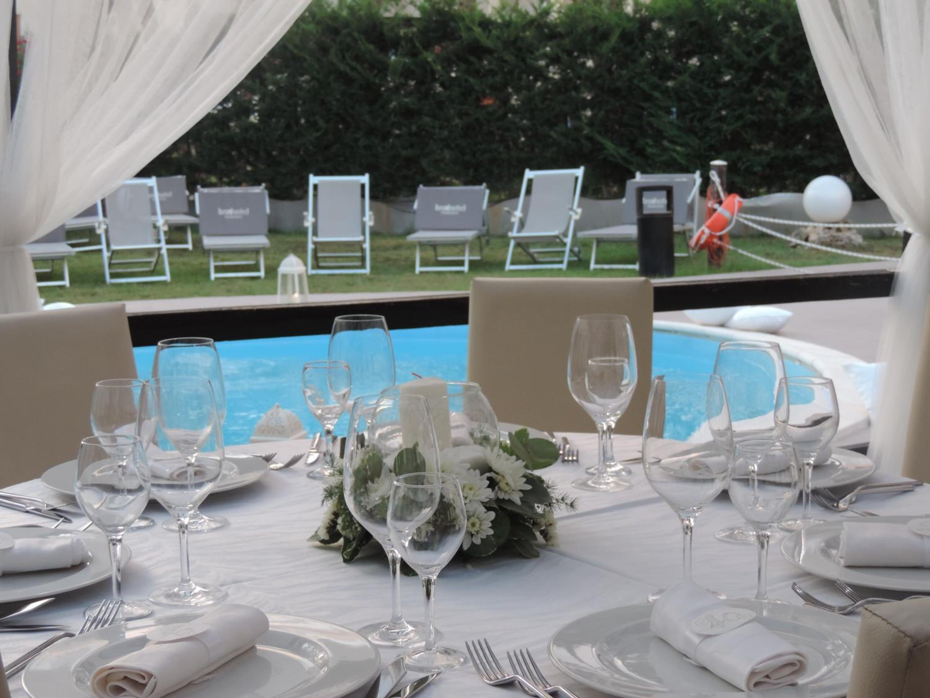 Breakfast and dinner served, Mediterranean cuisine