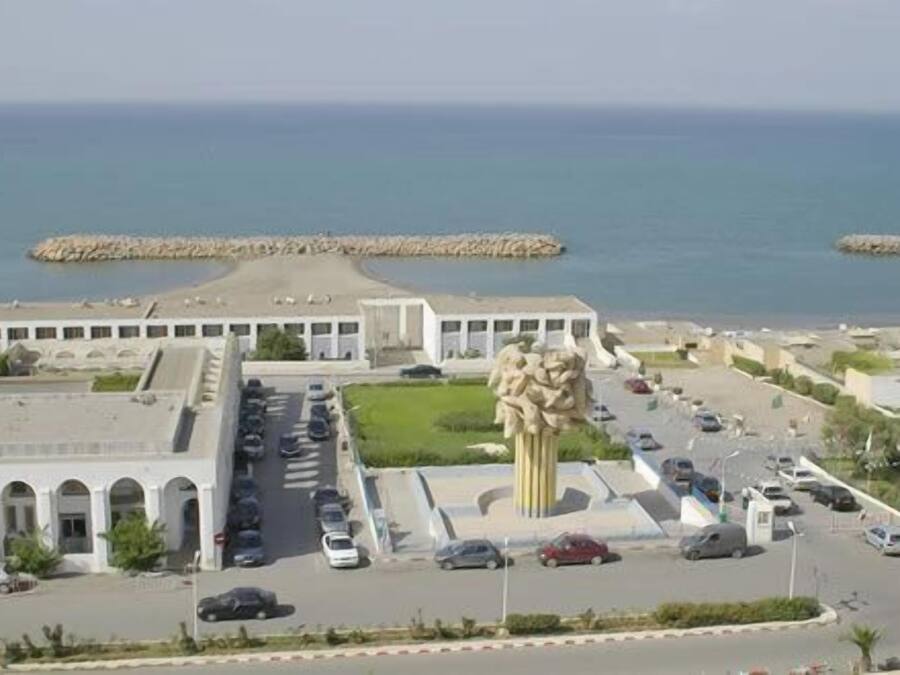 Vue depuis lâhĂ©bergement