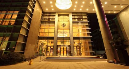 Nanjing New Century Hotel