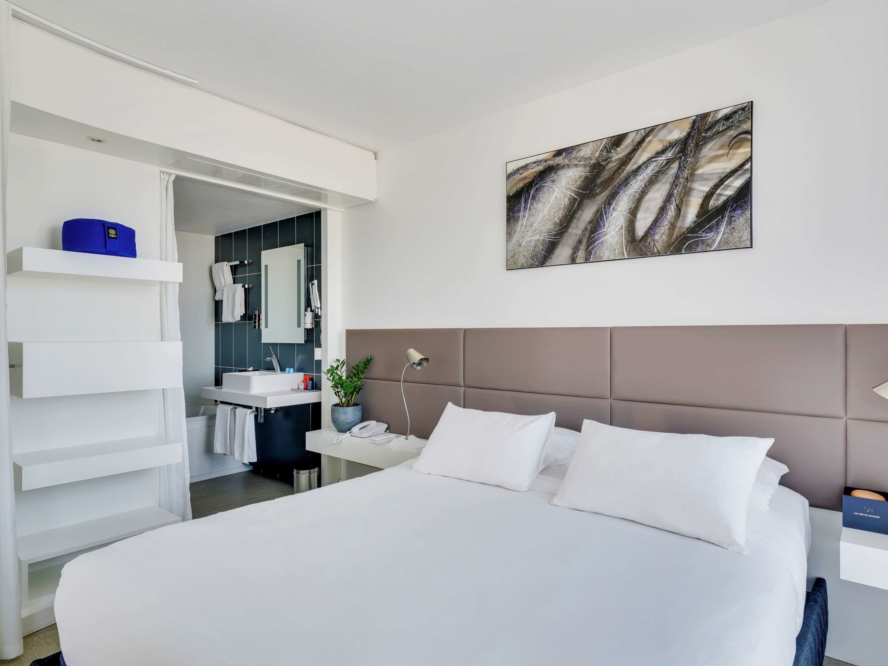 minibar, in-room safe, desk, blackout curtains