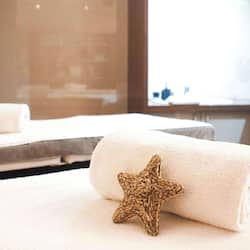 Salas de tratamiento para parejas y baño turco o hammam