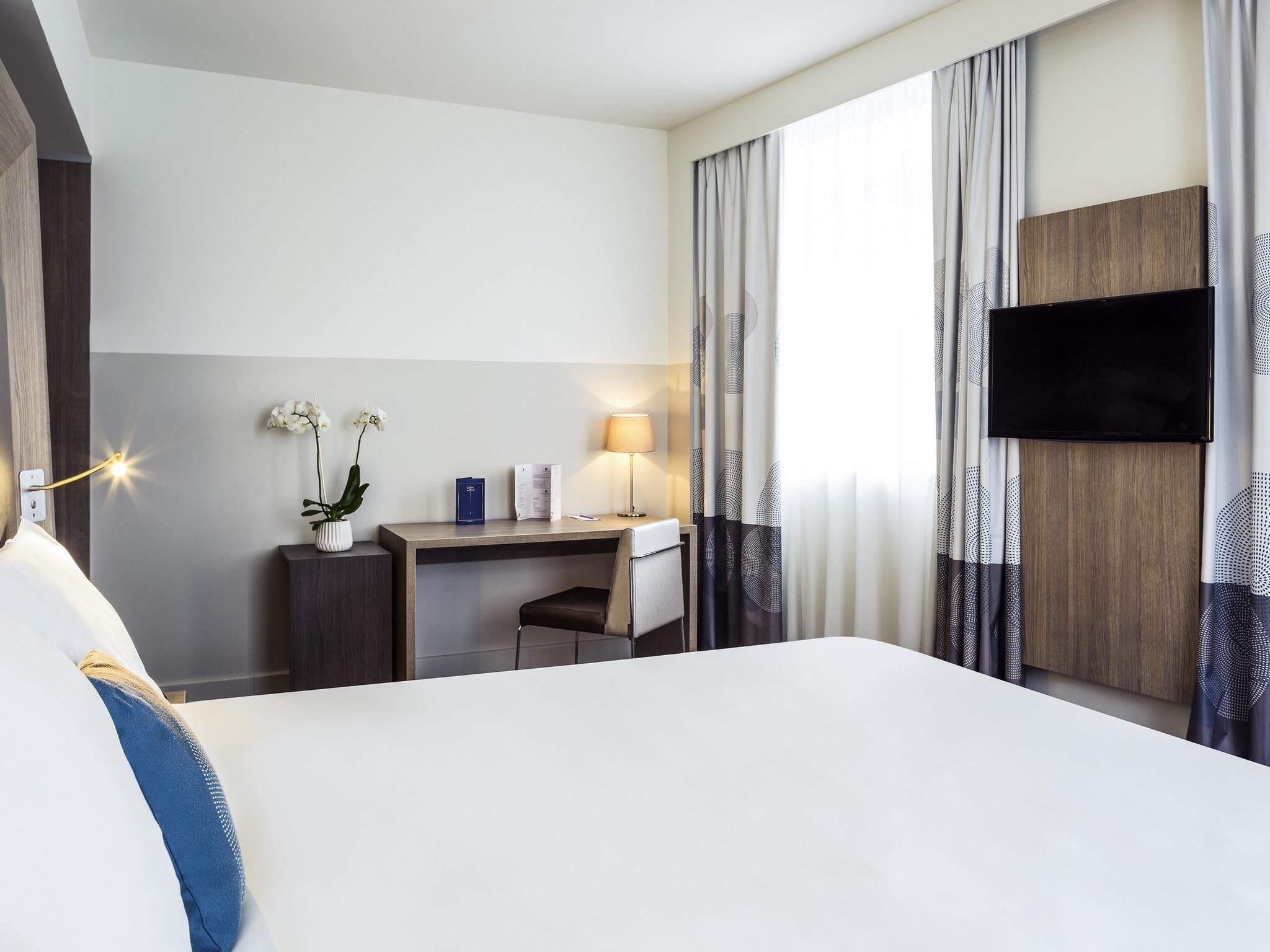 Superior Double Room | Minibar, in-room safe, desk, soundproofing