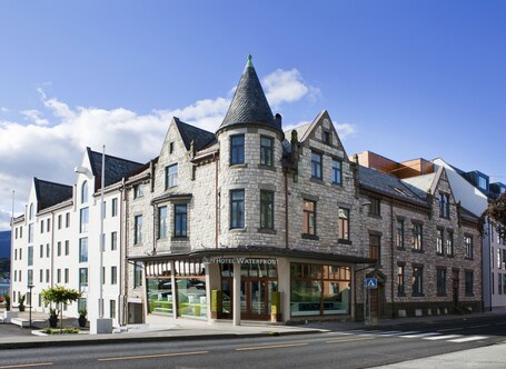 Quality Hotel Waterfront Alesund – Affordable hotel in Ålesund