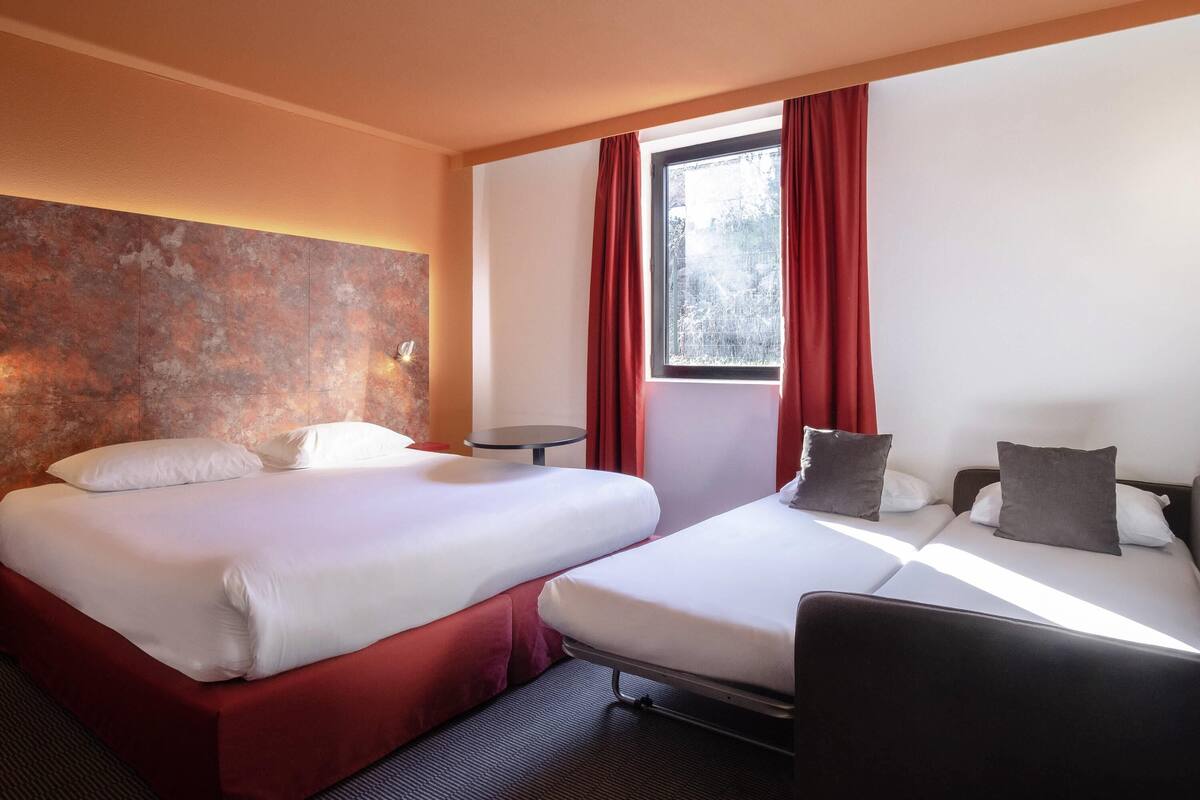 Standard Room, Multiple Beds | Desk, blackout drapes, soundproofing, iron/ironing board
