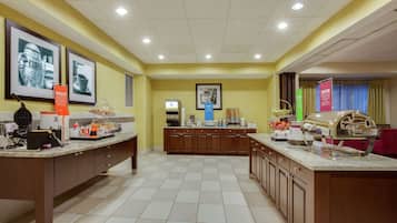 ๋งค์ผ ๋ทํ ๋ฌด๋ฃ ์์นจ ์์ฌ ํฌํจ