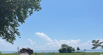 Black Walnut Point Inn