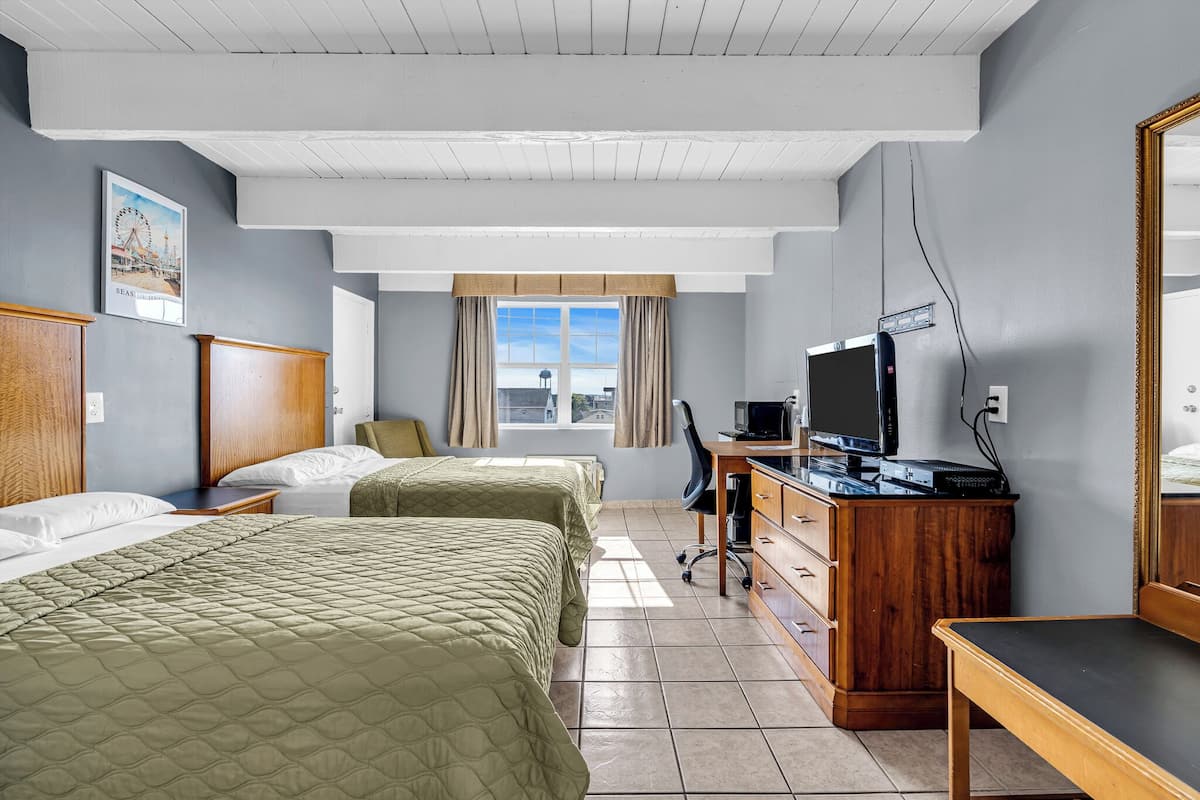 Streetside Room | Street view