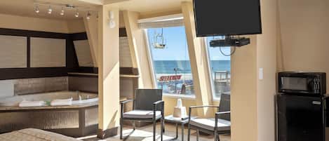 Exclusive Room, 1 King Bed, Beach View | Free WiFi, bed sheets