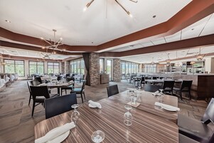 Breakfast, lunch, dinner served; pool views