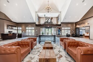 Sala de estar en el lobby