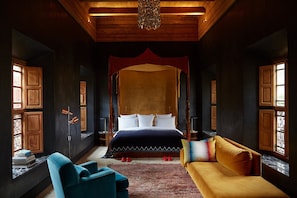 Camera (Extra large) | 2 camere, minibar, una cassaforte in camera, con stile personalizzato