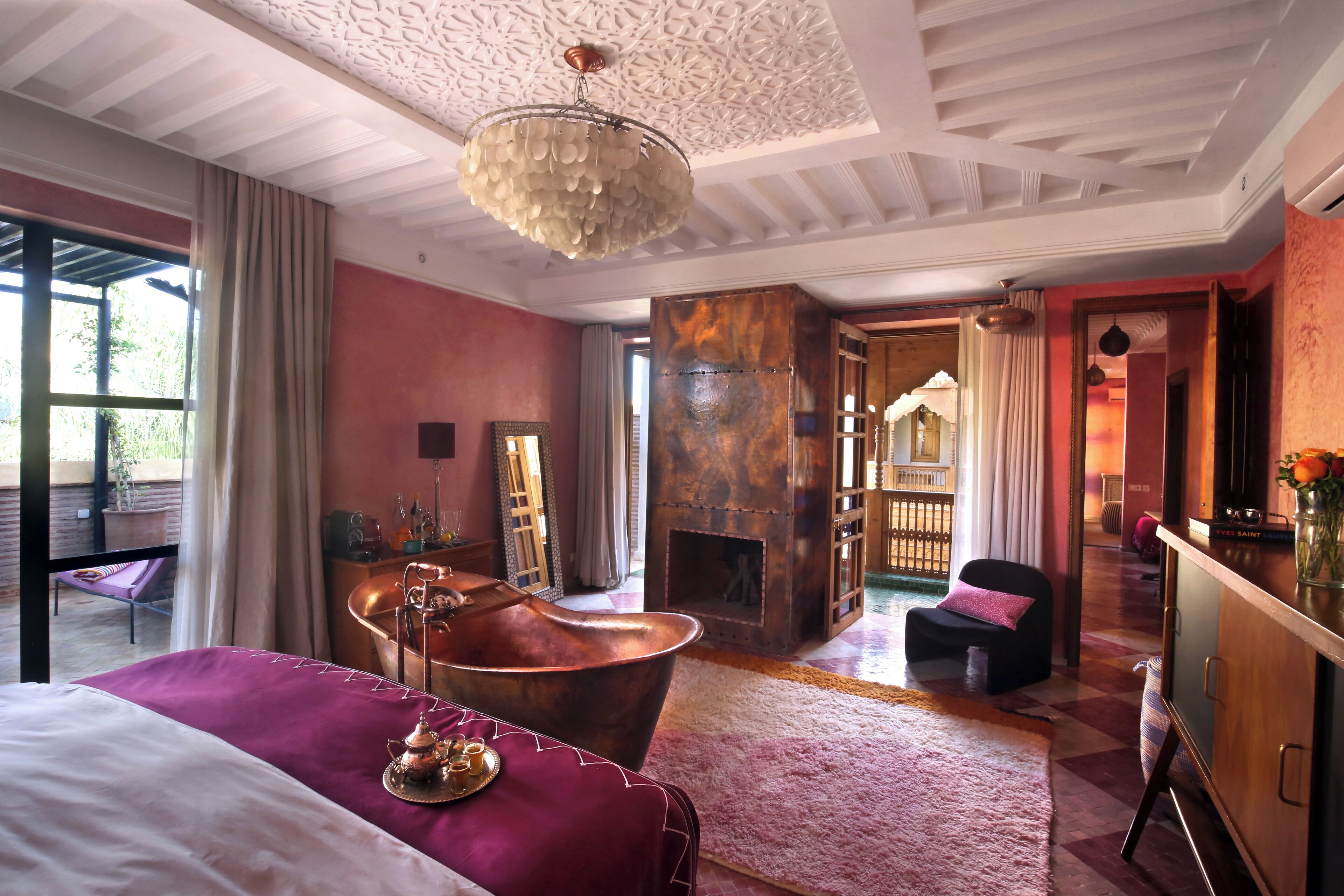 Extra Large Room with Private Terrace | Minibar, in-room safe, individually decorated, desk