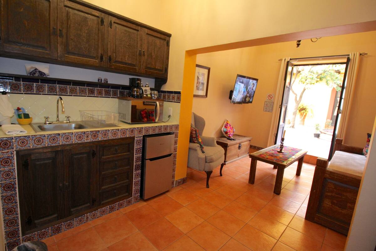 junior room | living area | 42-inch flat-screen tv with cable channels, tv