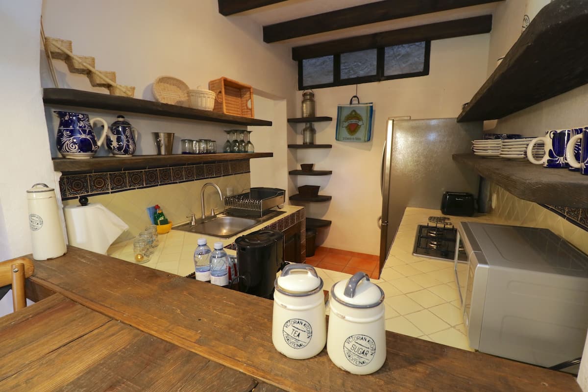 grand master suite | private kitchen | full-sized fridge, microwave, oven, coffee/tea maker