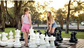 Children’s play area – outdoor