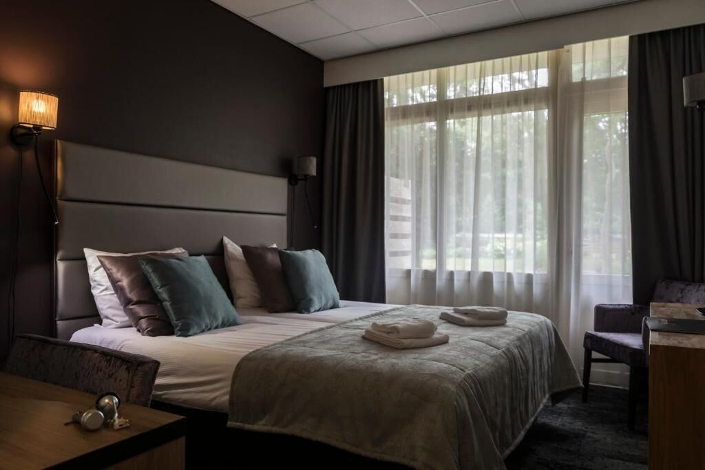 desk, blackout curtains, soundproofing, iron/ironing board