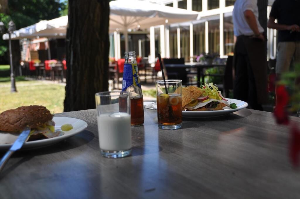 lunch and dinner served, local cuisine