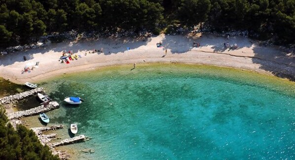 Beach nearby - Hotel Stipe (Pakostane)