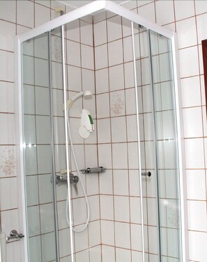 Doppelzimmer, 1 Doppelbett | Badezimmer
