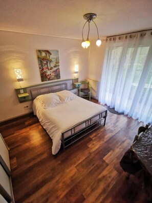 Blackout curtains, soundproofing, free cots/infant beds, free WiFi - Résidence des Sources (Amneville)