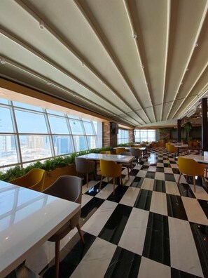 Breakfast, lunch, dinner served; international cuisine 