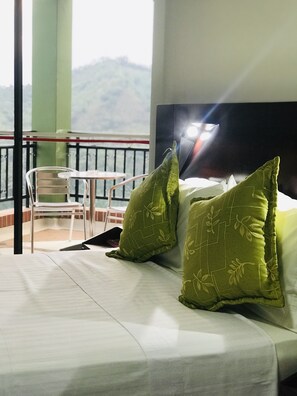 Double Room | Mountain view - Casa Morales Hotel Internacional y Centro de Convenciones (Ibagué)