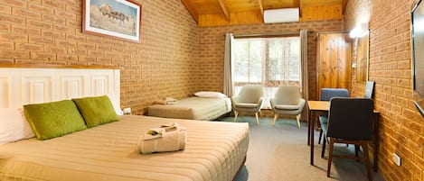 行政雙床房 | 高級寢具、熨斗/熨衣板、免費無線上網、床單