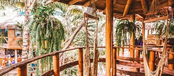 Balsa Surf Camp by Rotamundos