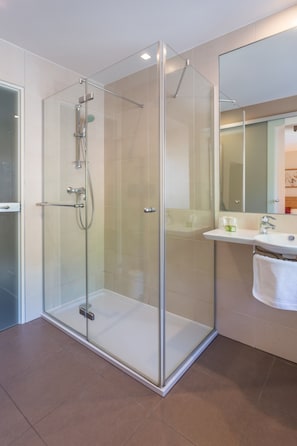 Douche de la salle de bain