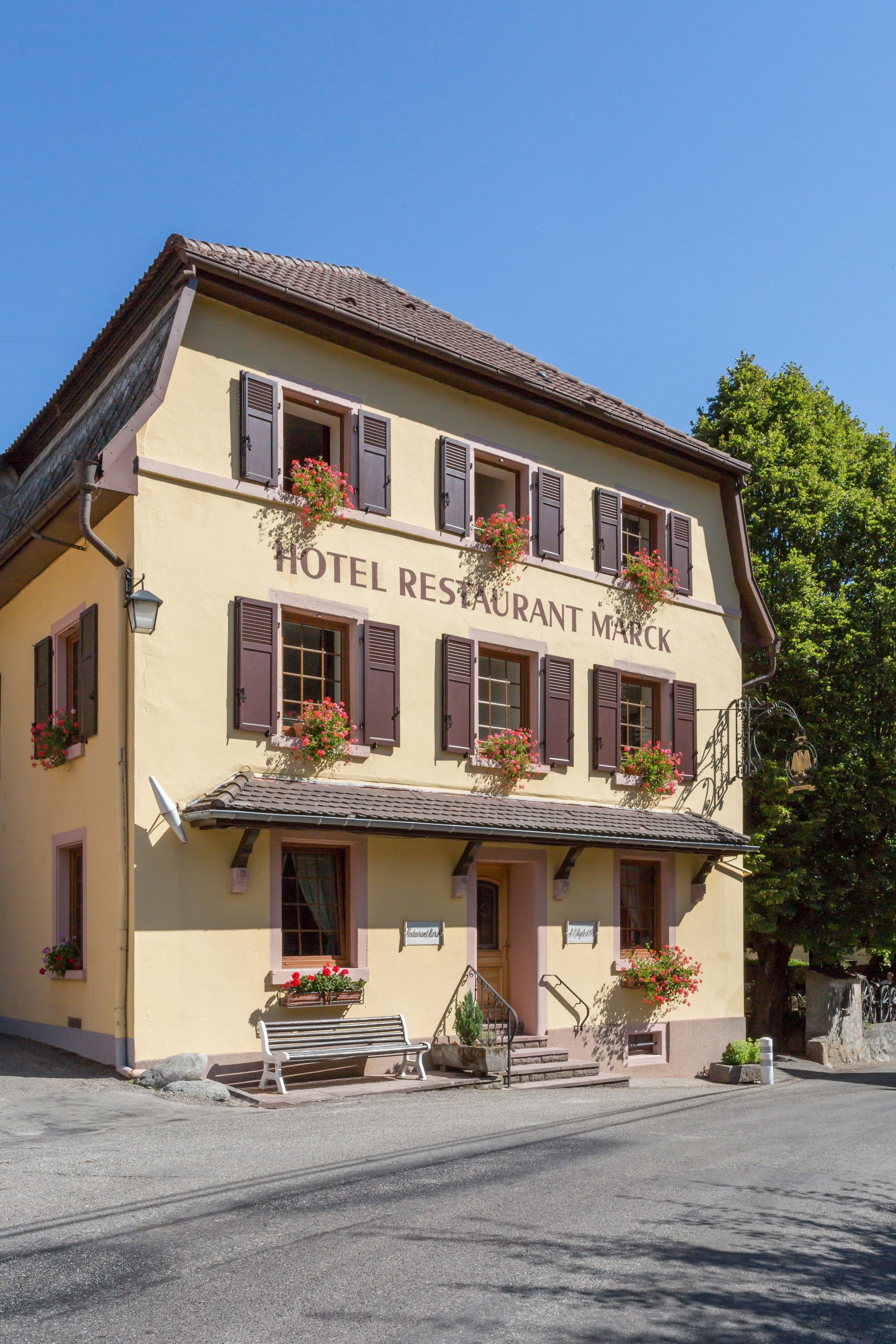 Bagian depan properti