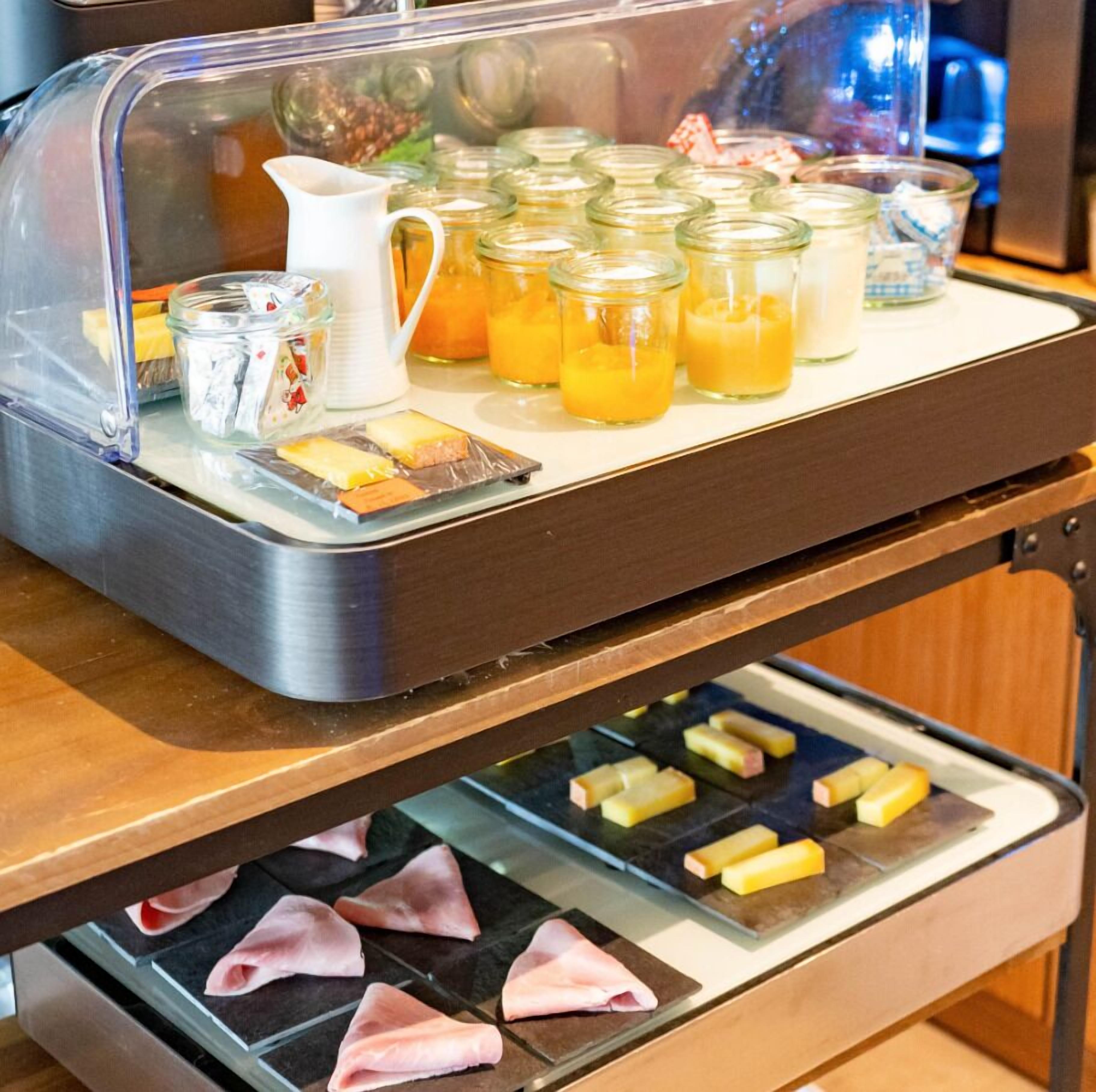 daily buffet breakfast (eur 13 per person)