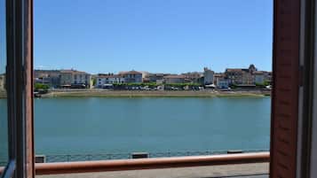 Vue sur lâeau