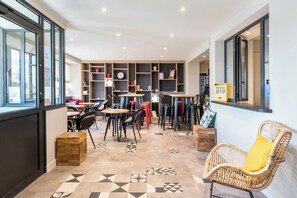 Reception hall - Hotel du Nord (Mâcon)