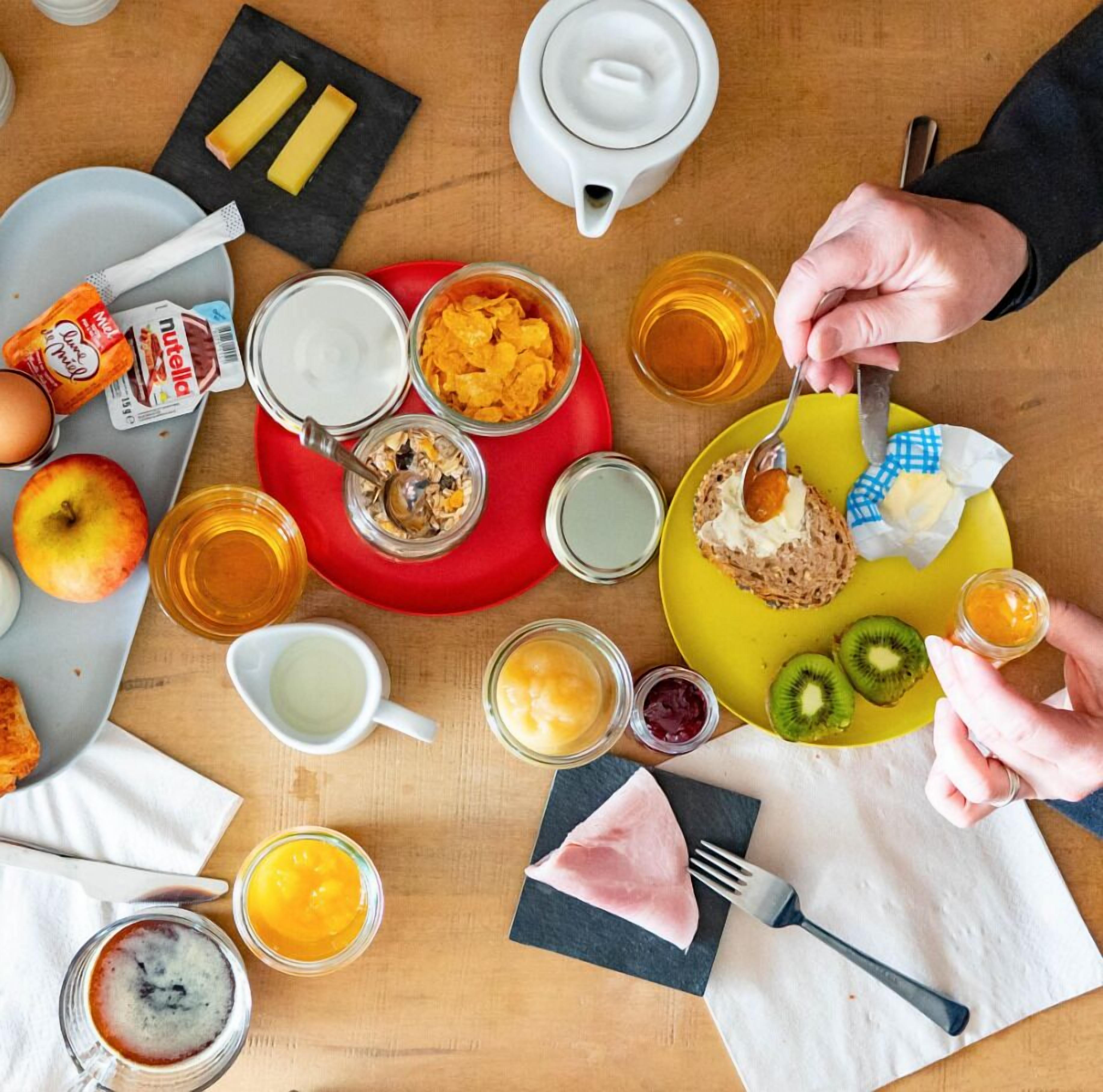 daily buffet breakfast (eur 13 per person)