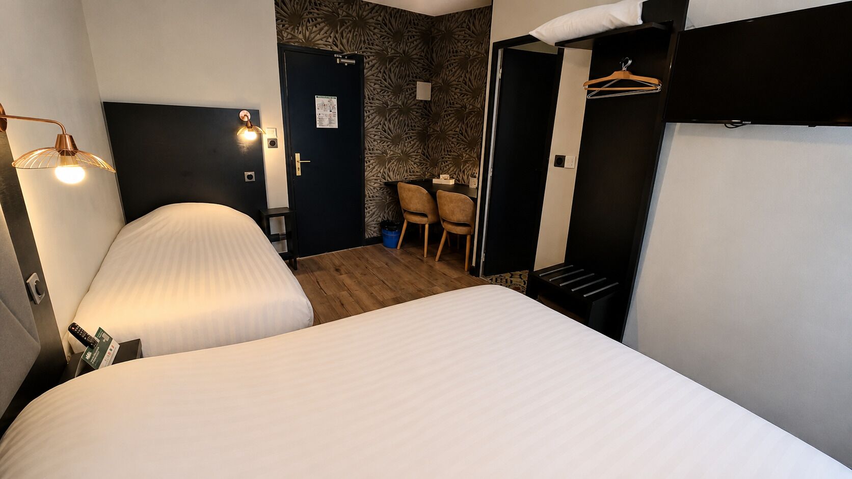 Standard Triple Room | Free WiFi