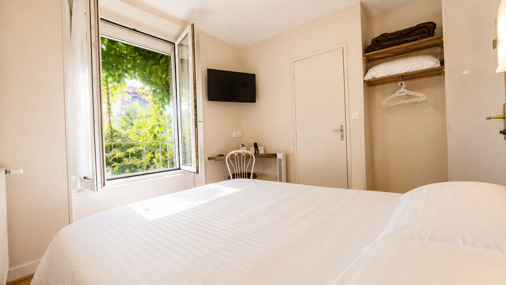 Single Room | WiFi (free)
