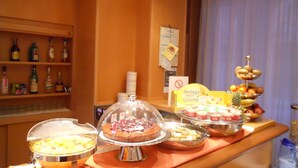 Breakfast area - Albergo Italia (Urbino)